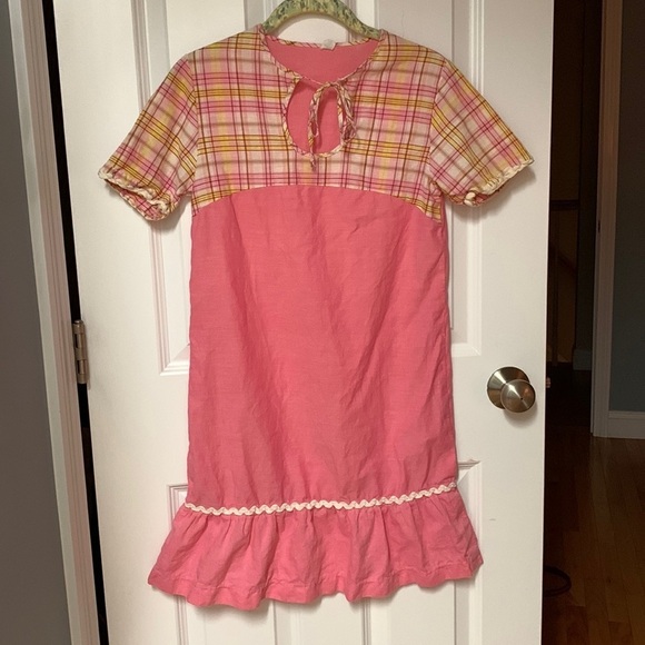 Vintage‎ Pink Plaid Rick Rack Shift Dress - Picture 1 of 3